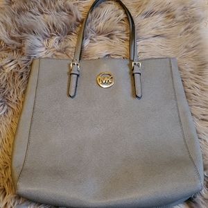 Michael Kors tote